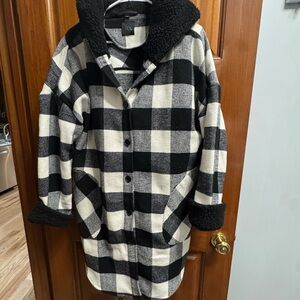 RDI Black and White Checkered Coat